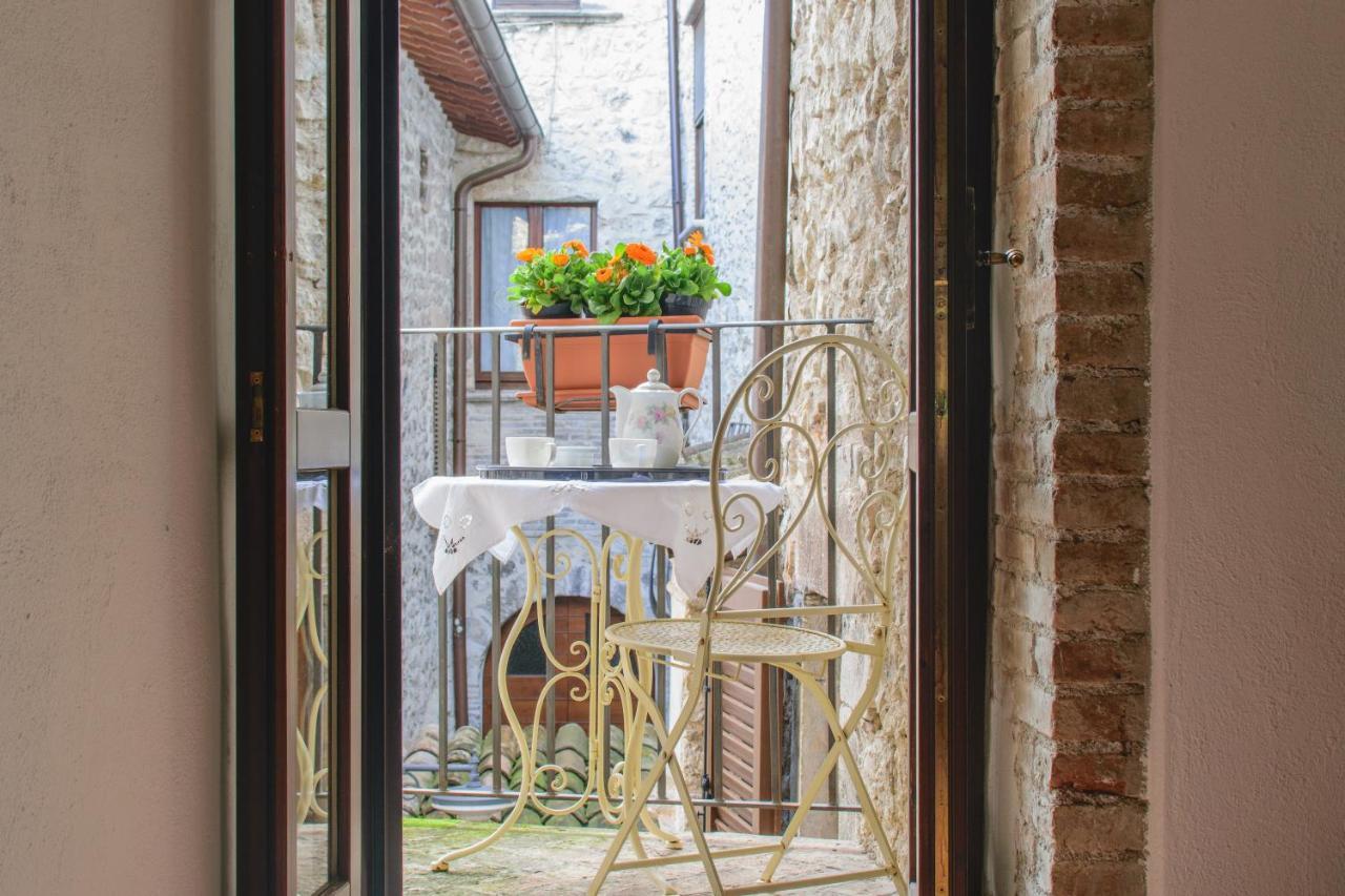 Aparthotel Borgo San Valentino Arrone Zewnętrze zdjęcie