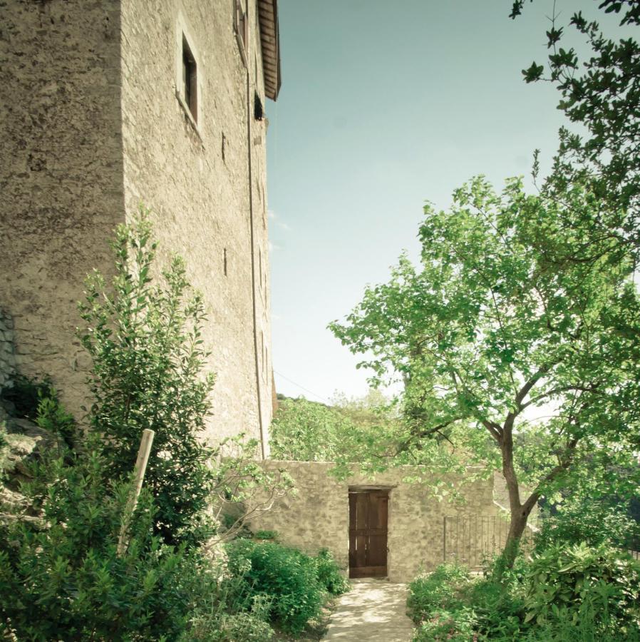 Aparthotel Borgo San Valentino Arrone Zewnętrze zdjęcie