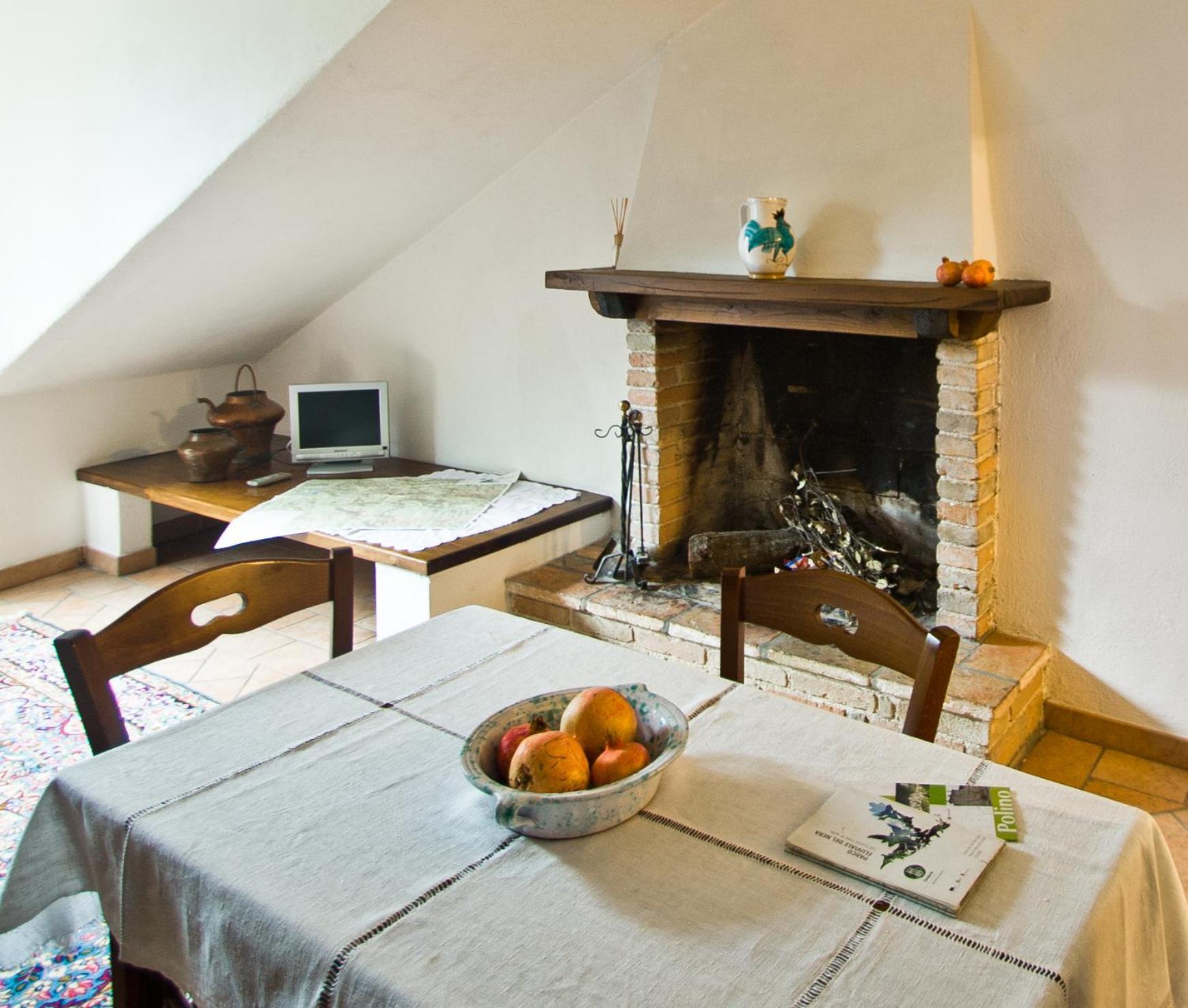 Aparthotel Borgo San Valentino Arrone Zewnętrze zdjęcie